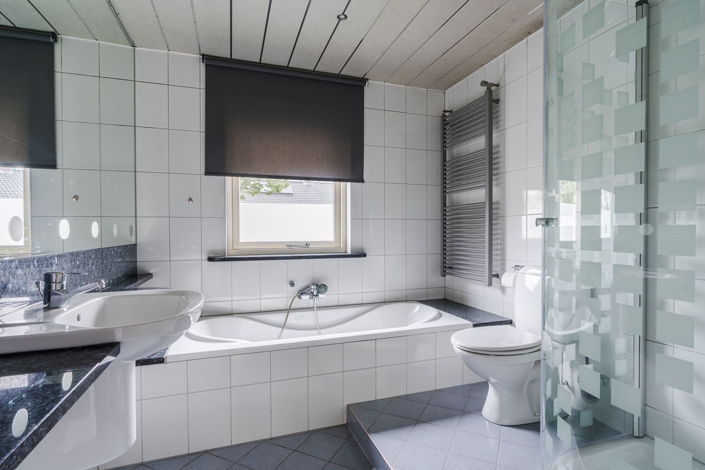 Foto 4 van Kerstroosstraat 19