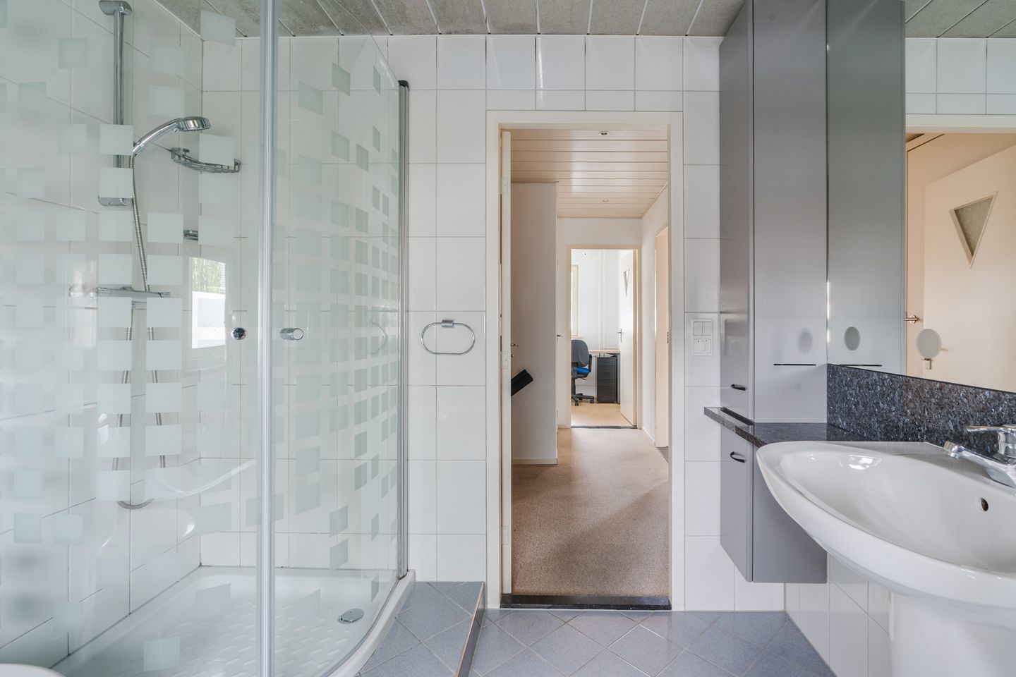 Foto 25 van Kerstroosstraat 19