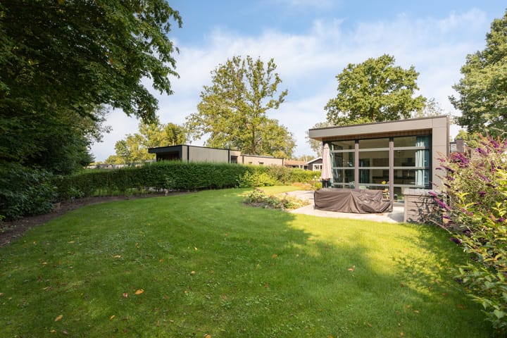 Photo 3 of Varelseweg 211-1939