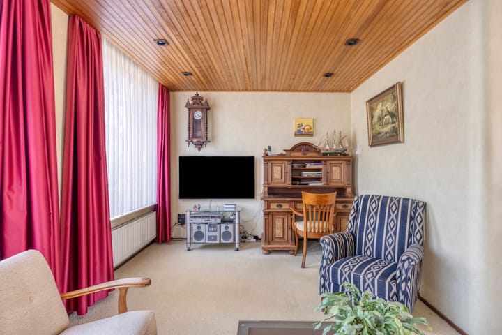 Foto 12 van Plutohof 8