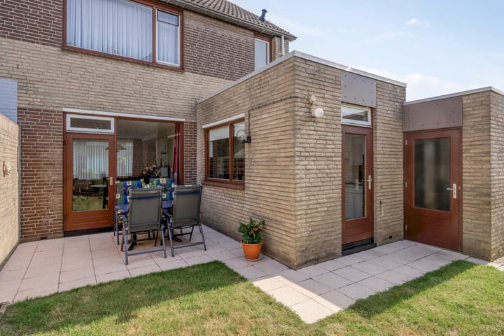 Foto 36 van Plutohof 8