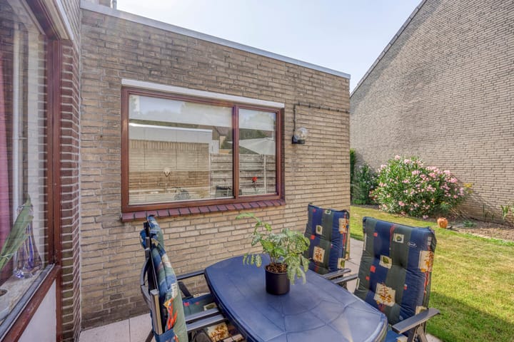 Foto 38 van Plutohof 8