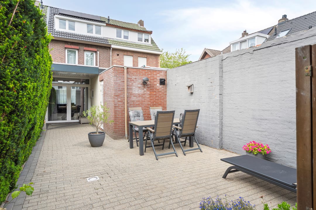 Photo 16 of Sint Lambertusstraat 29