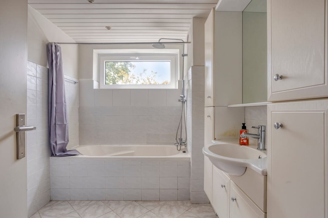 Foto 16 van Maarten Lutherweg 174