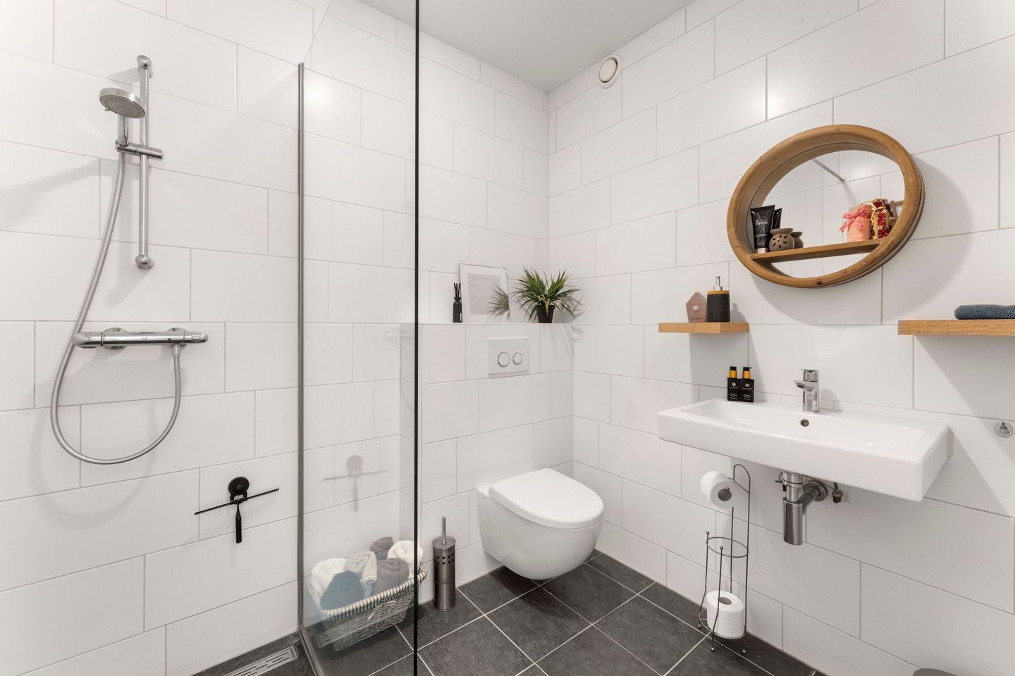 Photo 14 of Wilhelminastraat 39-C