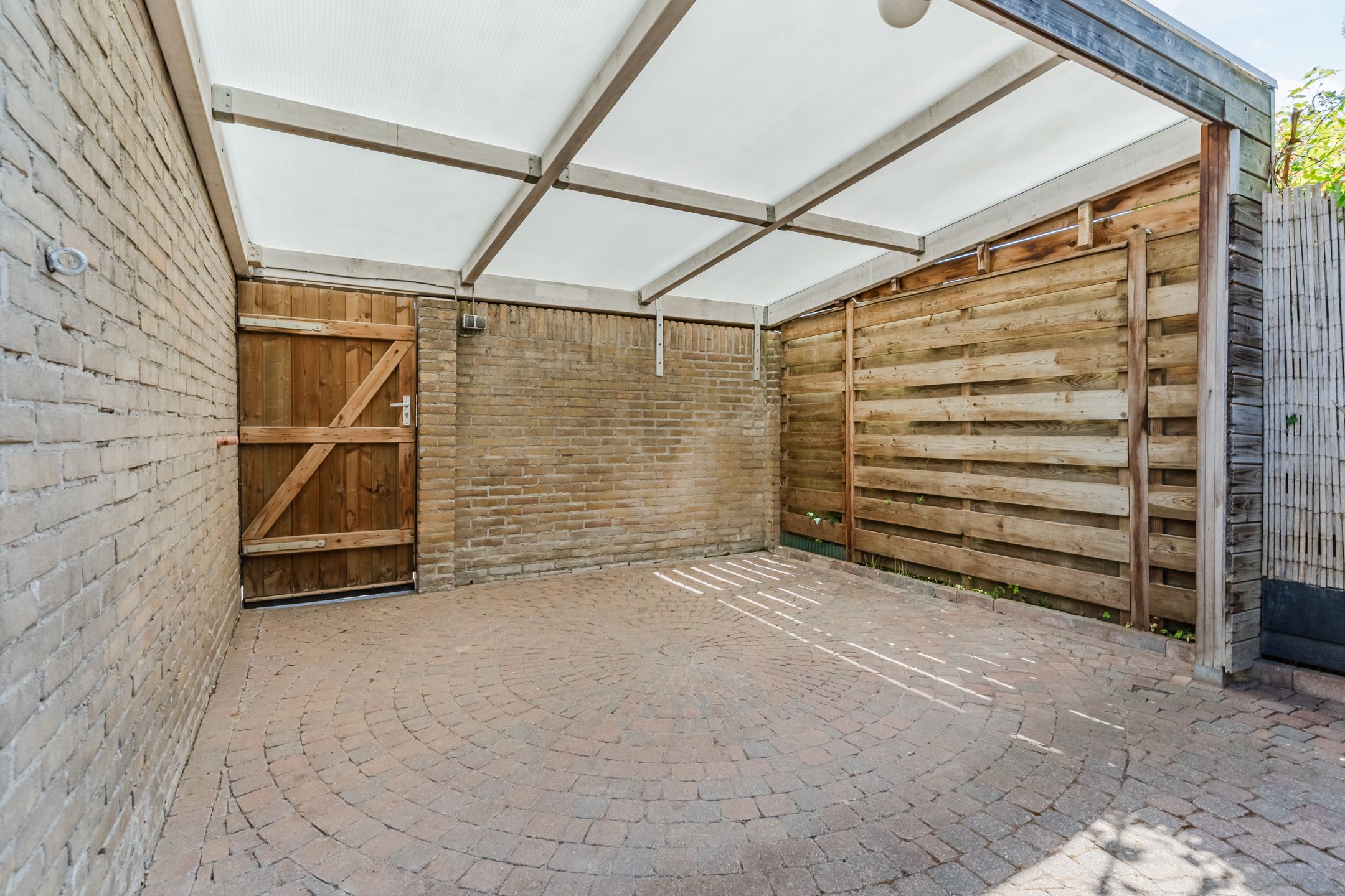 Photo 39 of de Lathyrus 10