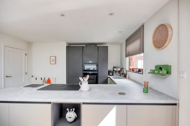 Foto 9 van Holzstraat 34