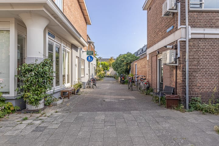 Photo 21 of Bolstraat 28-D