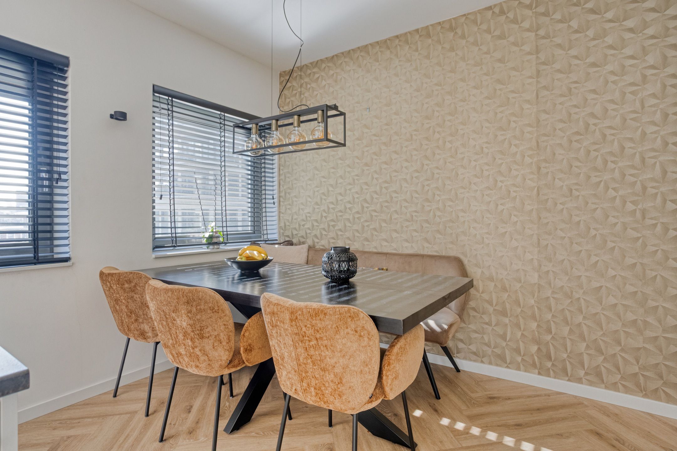 Foto 15 van Burgemeester Elsenlaan 319-F103