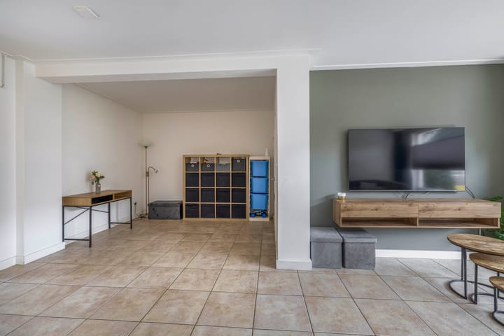 Foto 9 van Debussystraat 10