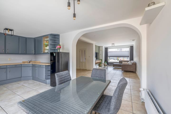 Foto 13 van Debussystraat 10