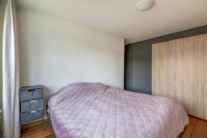 Foto 28 van Debussystraat 10