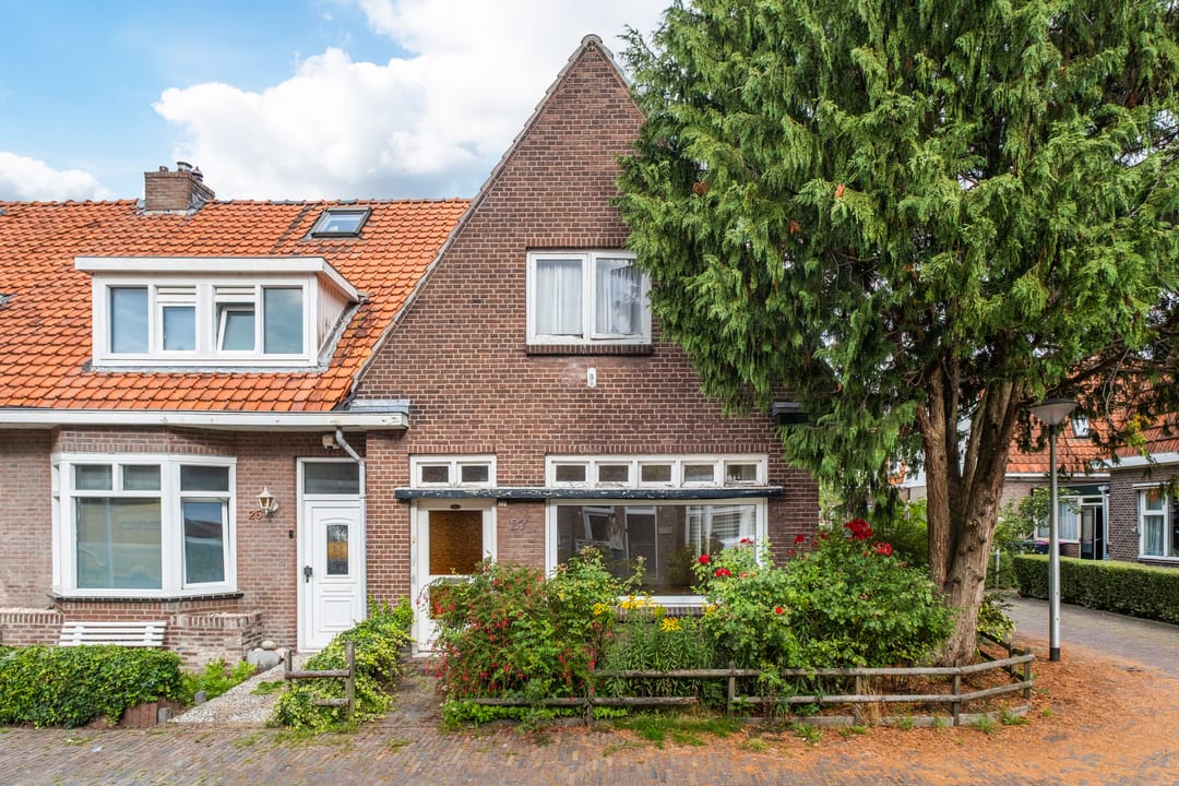 Foto 1 van Bernhardus Bumastraat 27