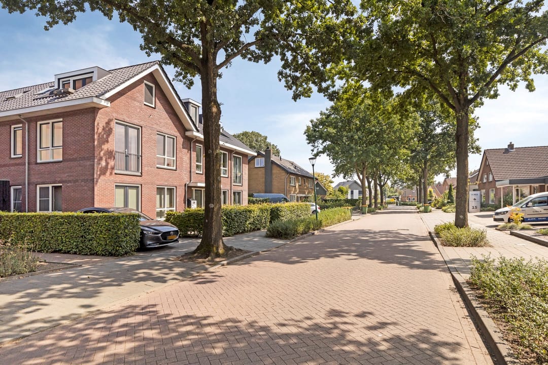 Foto 16 van Molenstraat 8-5