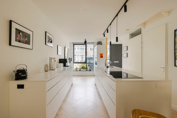 Foto 10 van Hannie Schaftstraat 102