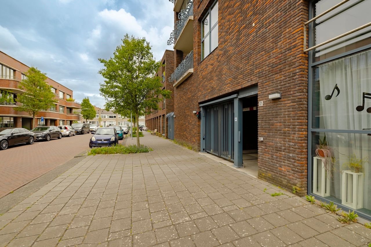 Foto 40 van Hannie Schaftstraat 102