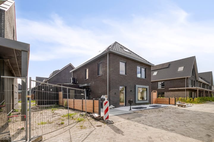 Foto 6 van Owen Chamberlainstraat 9