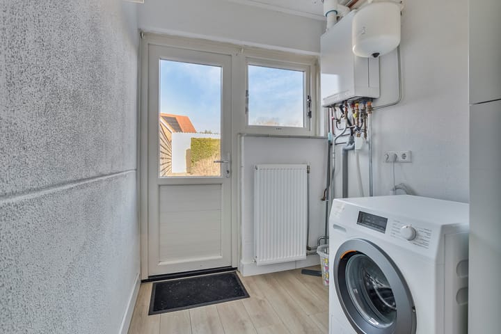 Foto 11 van Kerkplein 13