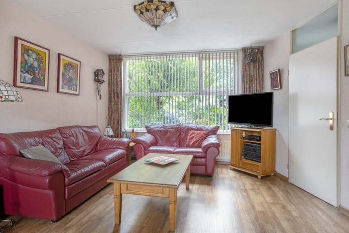 Foto 5 van Assepoester 15