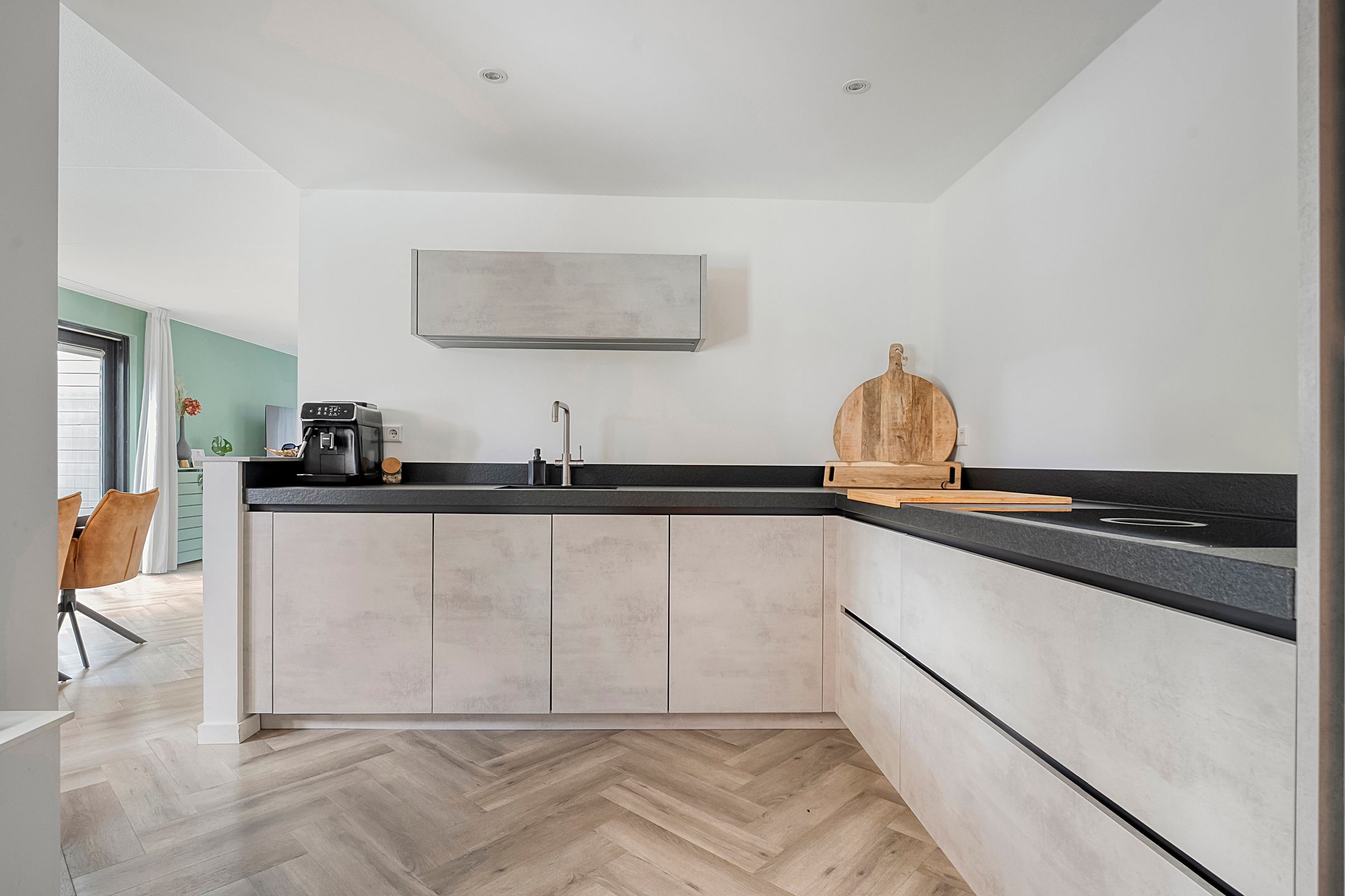 Photo 18 of Linde 12