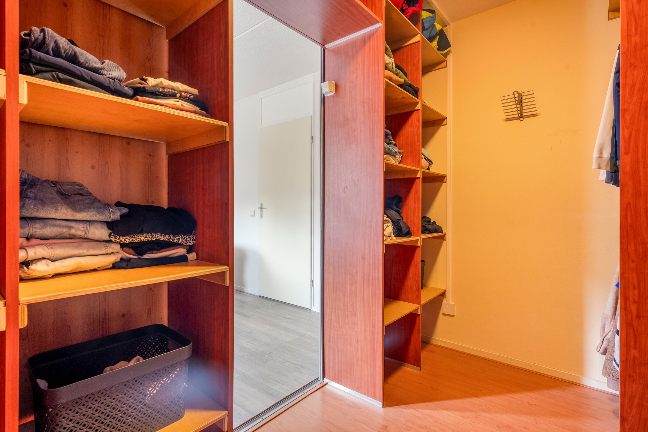 Photo 30 of Linde 12