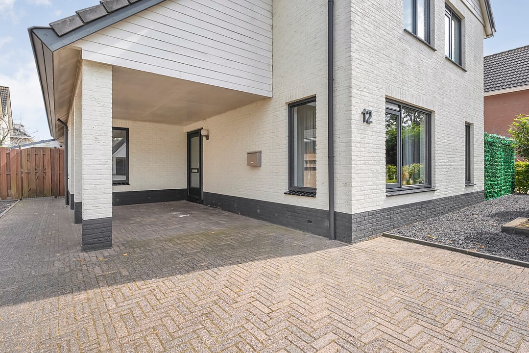 Photo 62 of Linde 12