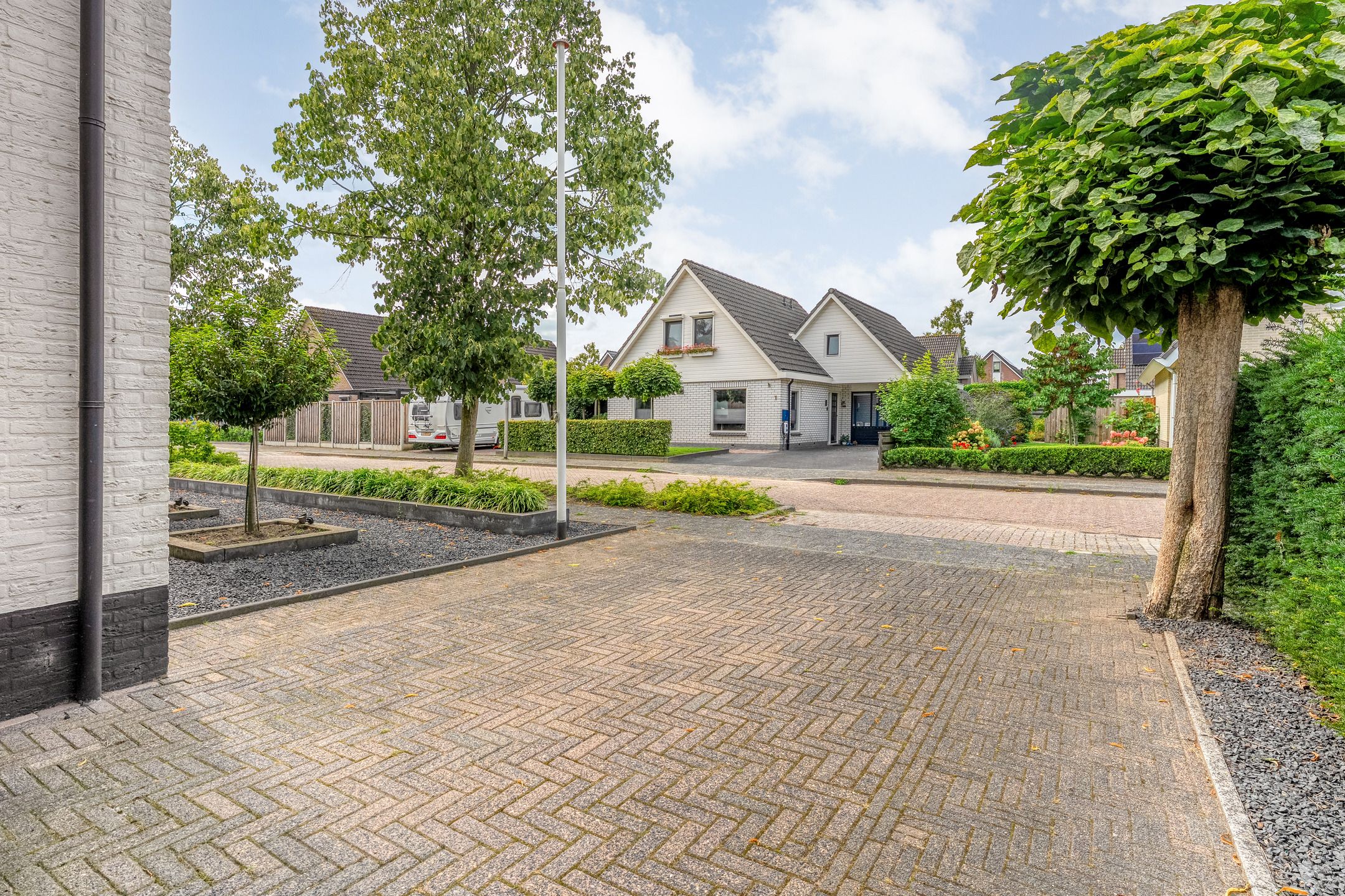 Photo 63 of Linde 12