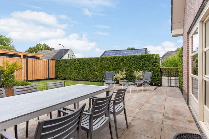 Foto 16 van Donselaarsweg 18