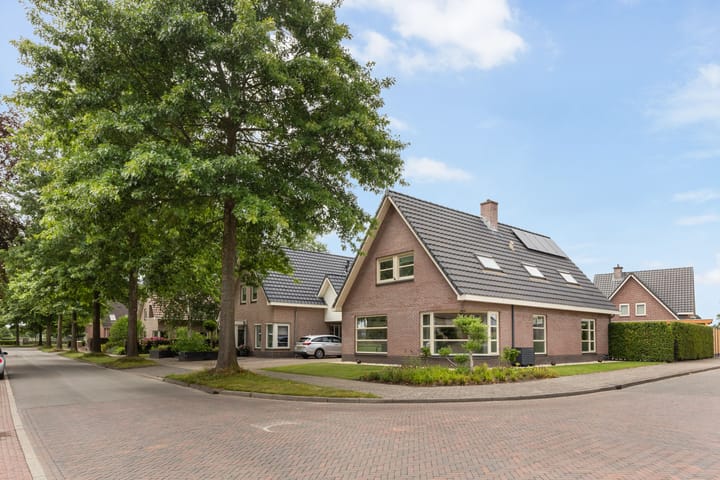 Foto 35 van Donselaarsweg 18