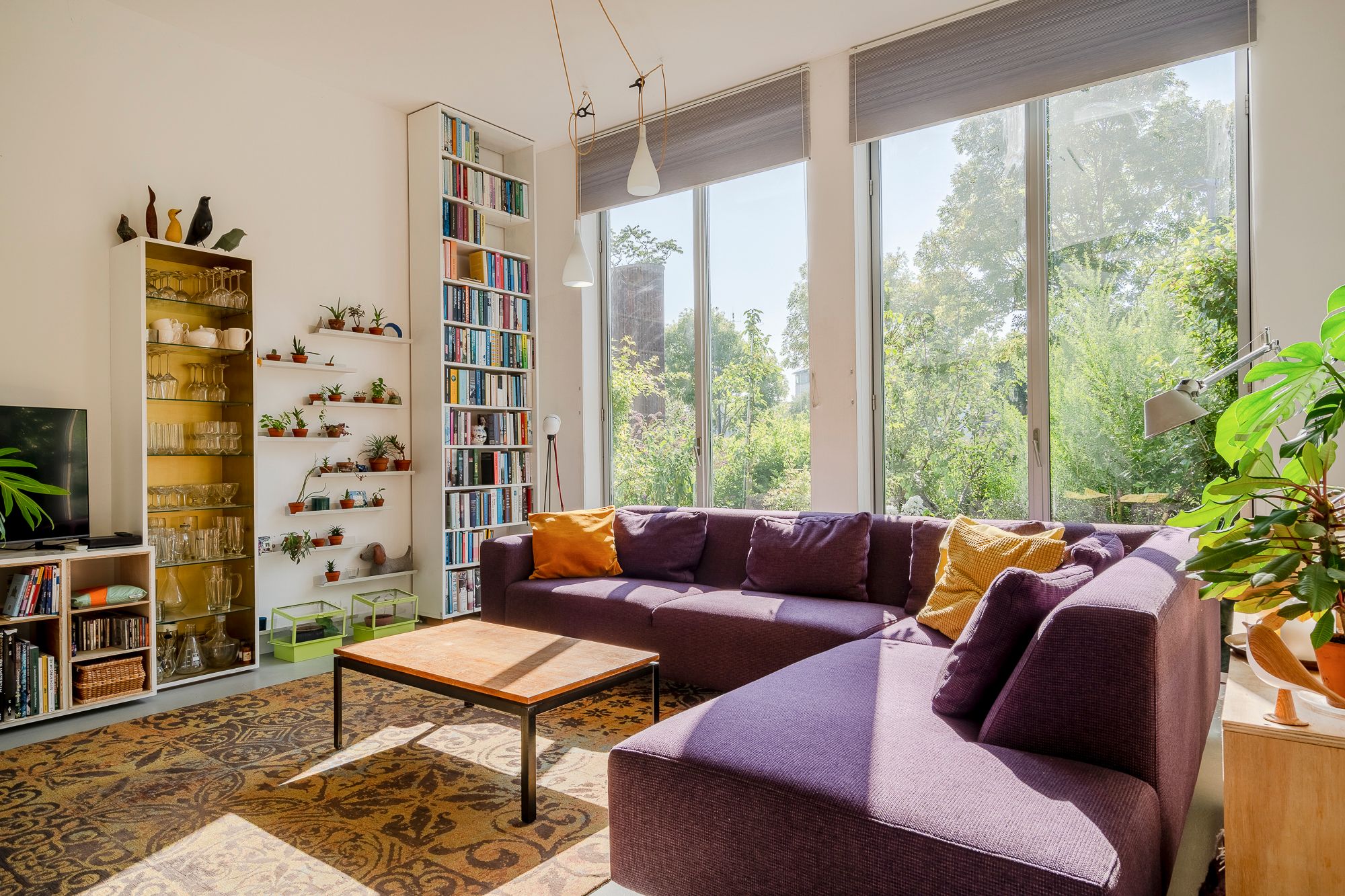 Foto 12 van Van Limburg Stirumstraat 2