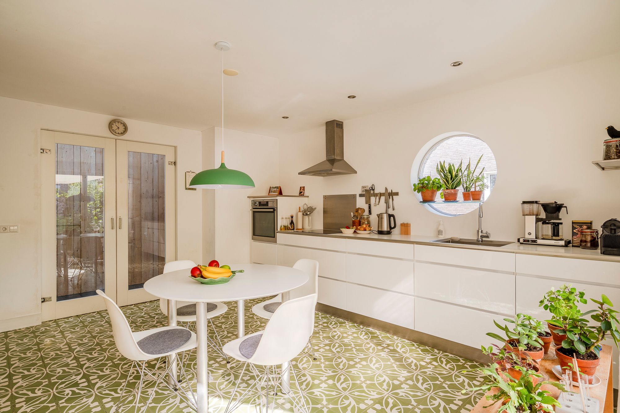 Foto 27 van Van Limburg Stirumstraat 2