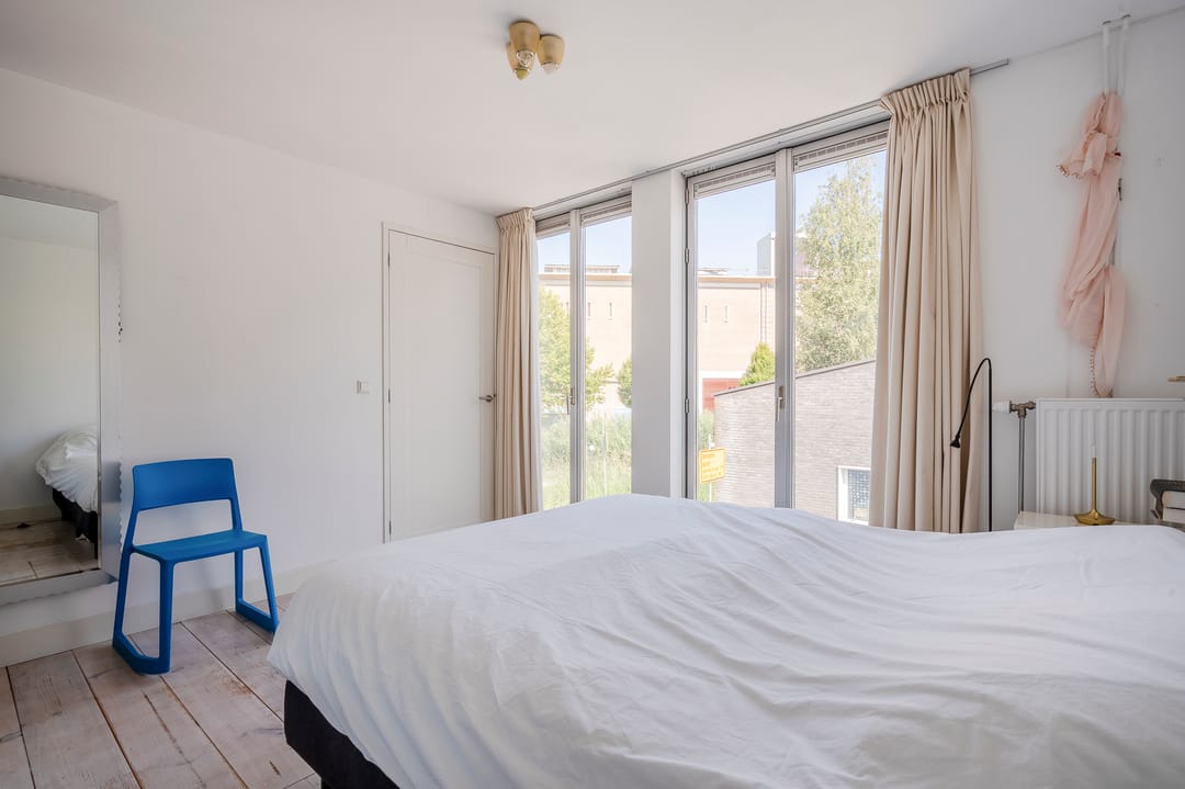 Foto 43 van Van Limburg Stirumstraat 2