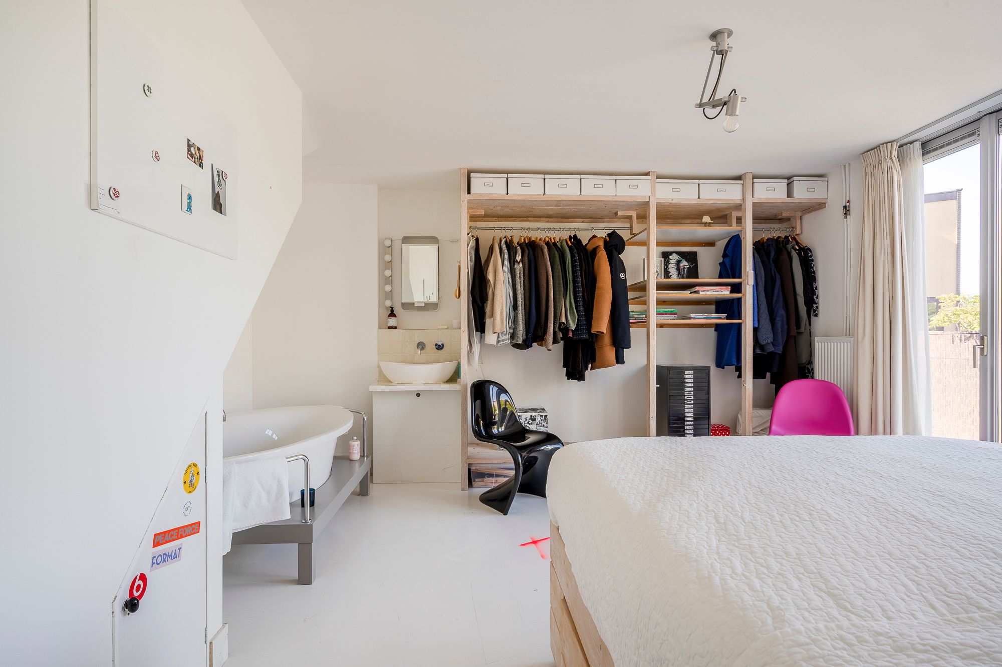 Foto 48 van Van Limburg Stirumstraat 2