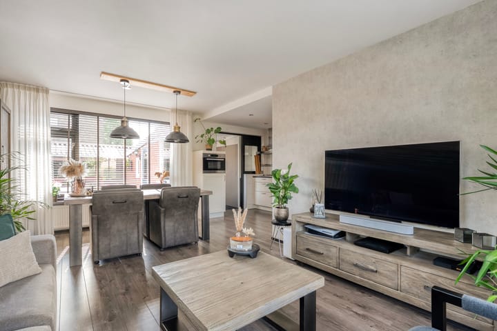 Foto 3 van Noorder Esweg 7