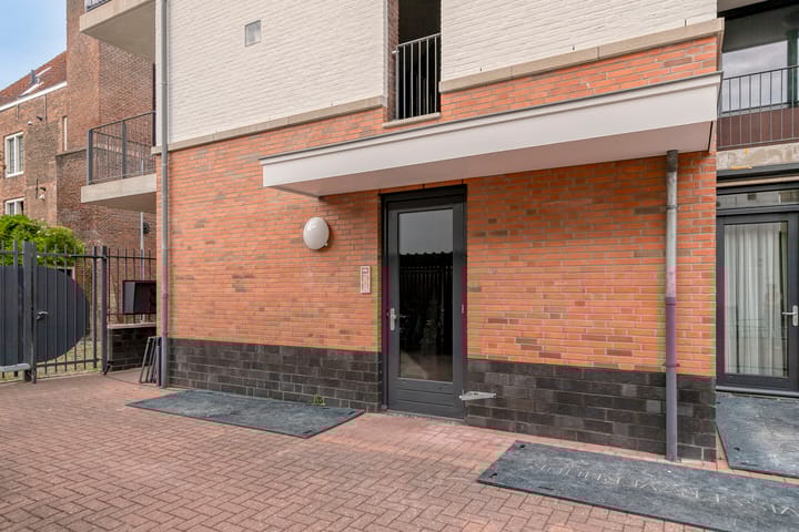 Photo 5 of Goese Korenmarkt 22-B