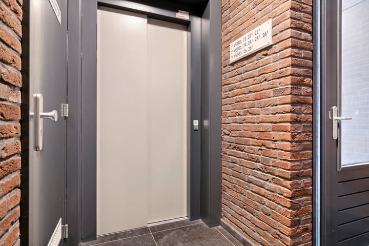 Photo 7 of Goese Korenmarkt 22-B