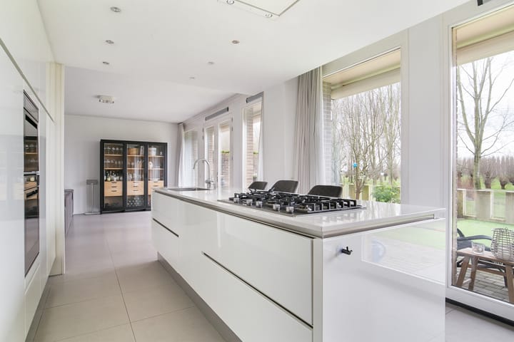 Foto 5 van Beeckendael 26