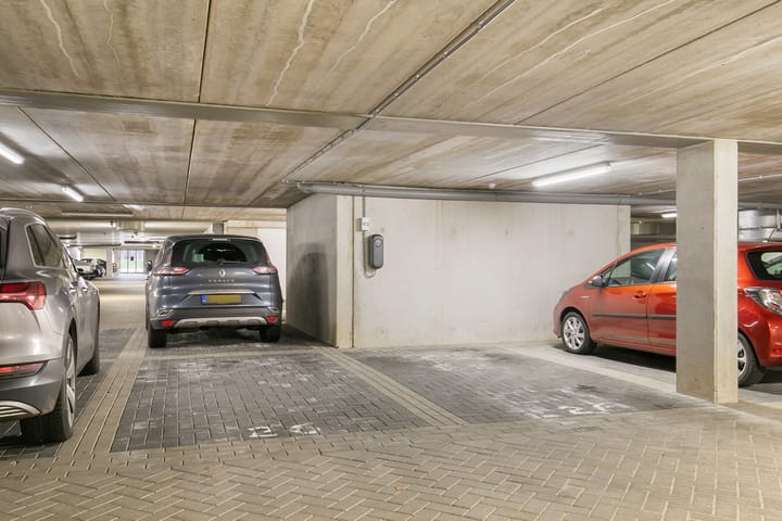 Foto 48 van Beeckendael 26