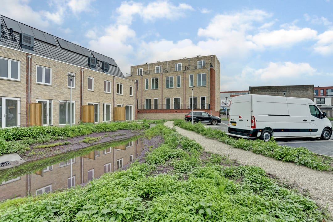 Foto 2 van Parallelweg 18