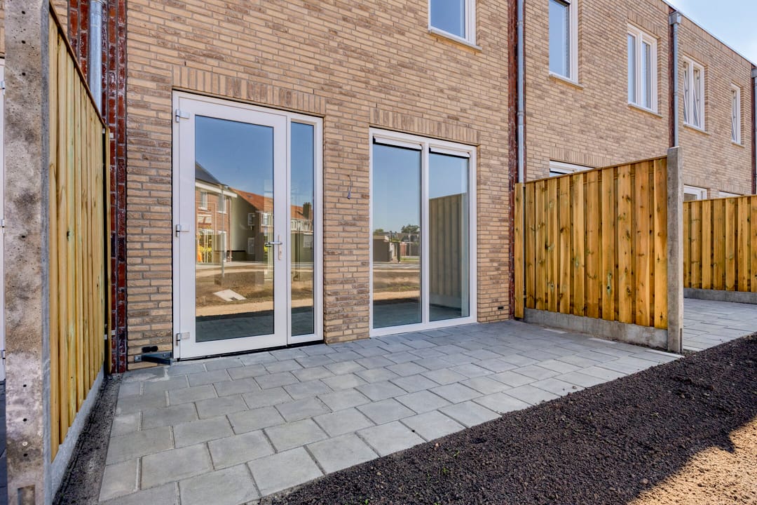 Photo 2 of Parallelweg 24