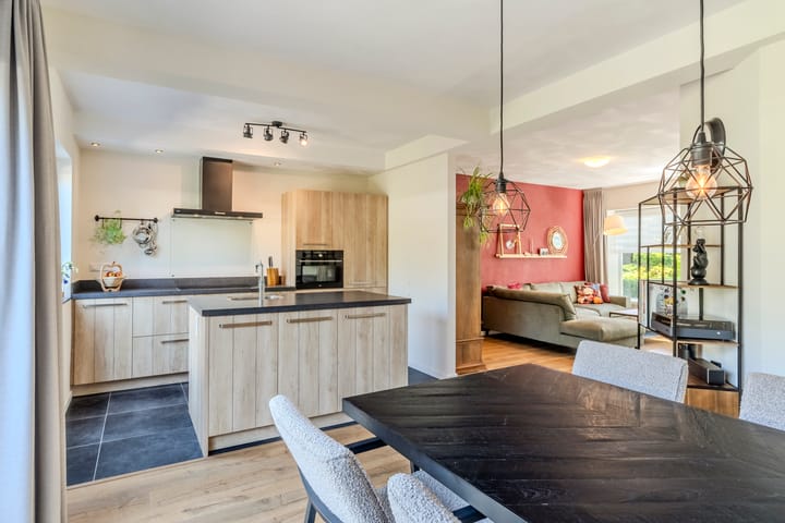 Foto 15 van Erasmuslaan 8