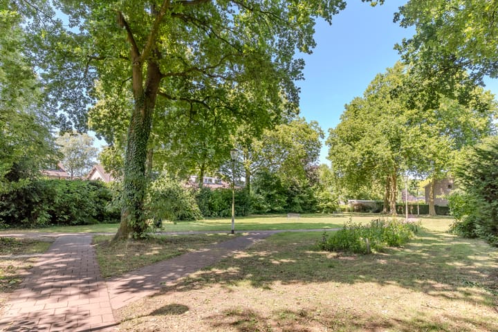 Foto 49 van Erasmuslaan 8