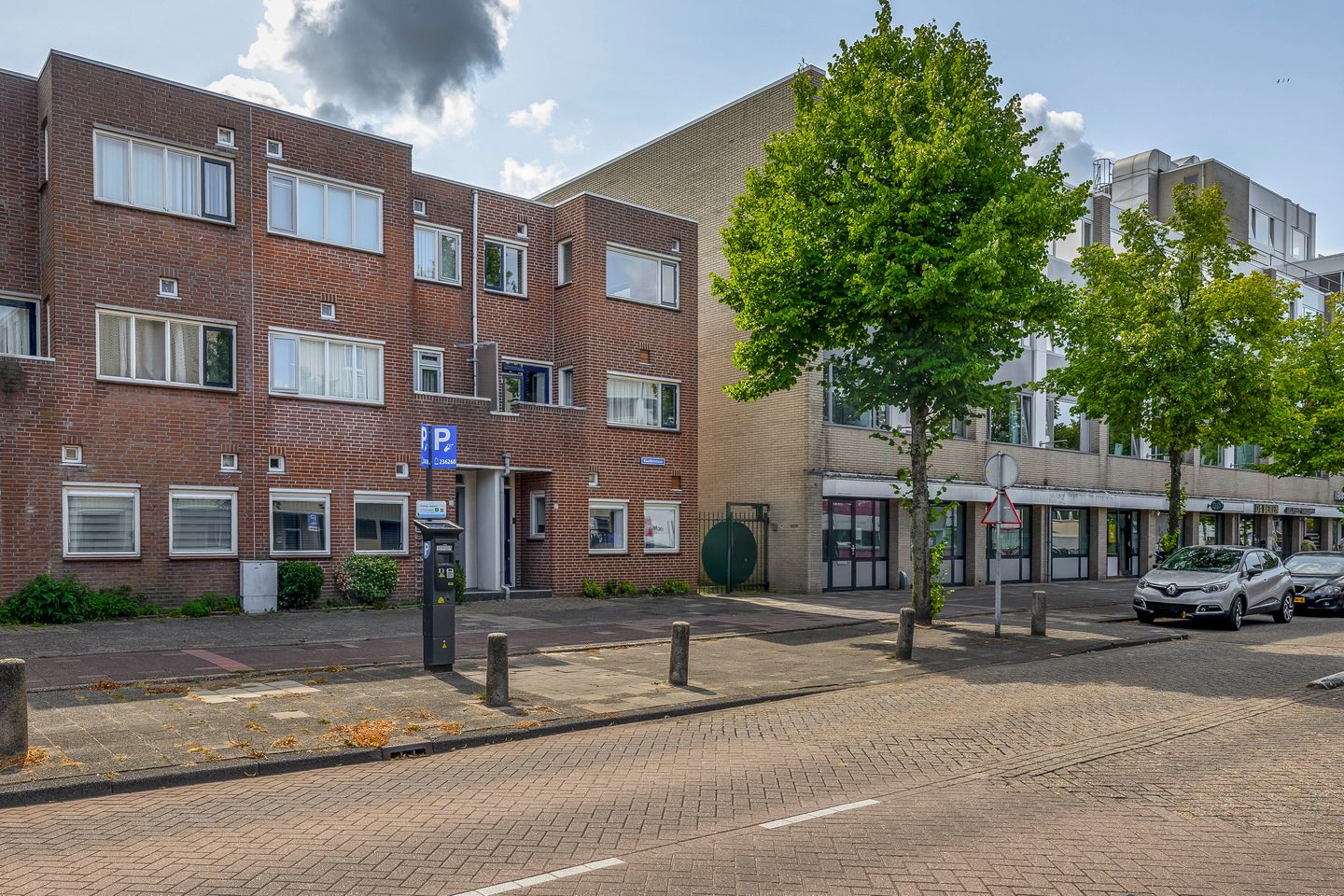 Photo 5 of Raadhuislaan 37