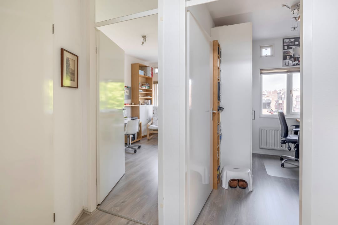 Photo 41 of Raadhuislaan 37