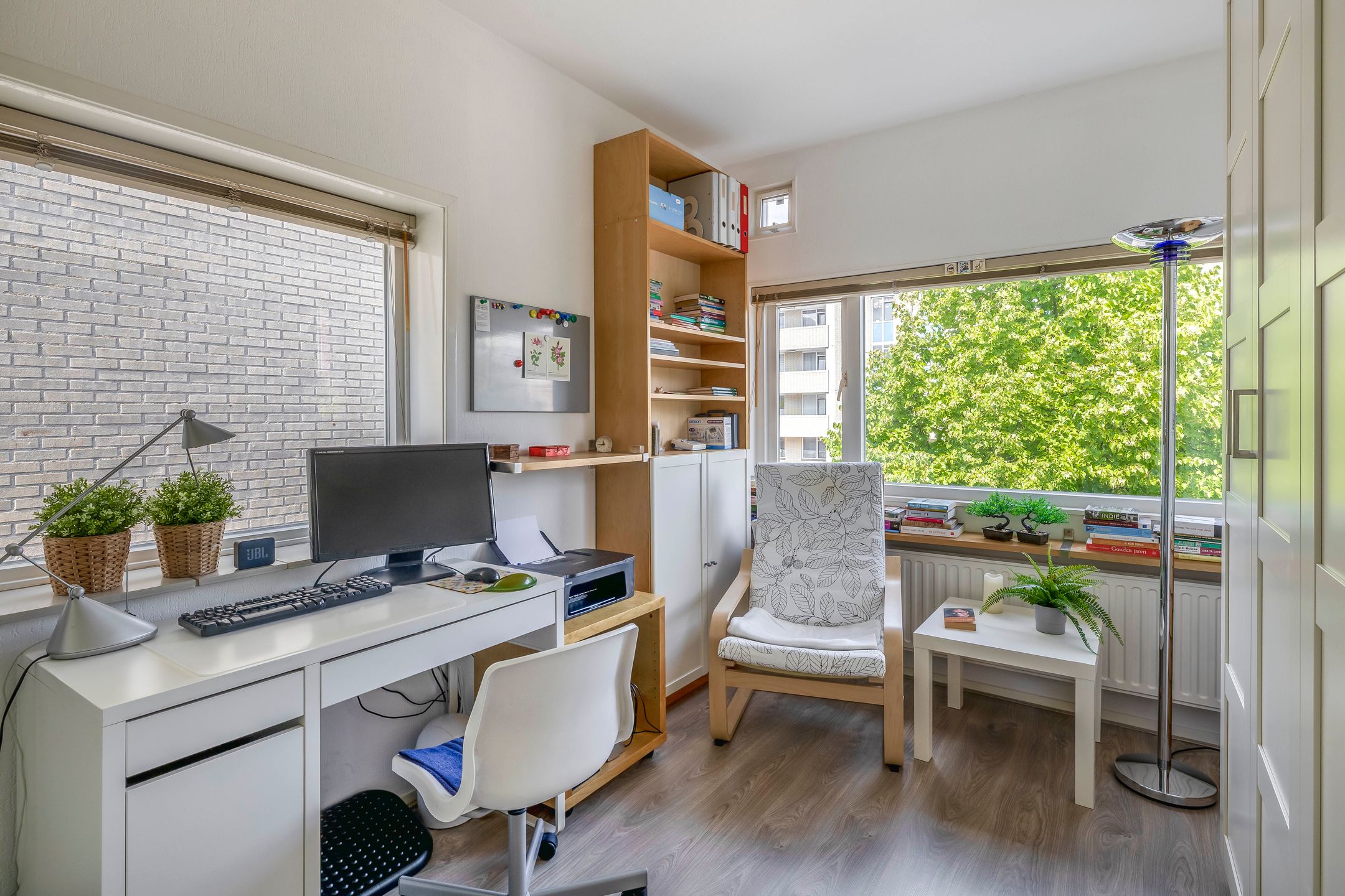 Photo 42 of Raadhuislaan 37