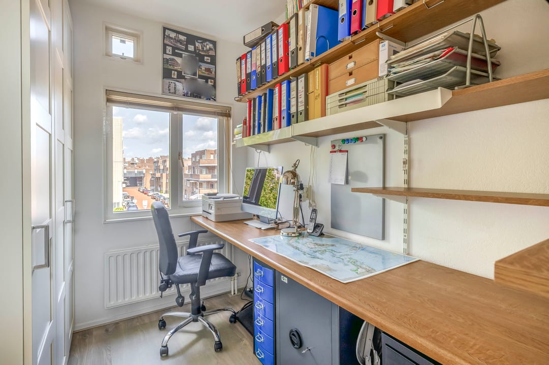 Photo 43 of Raadhuislaan 37