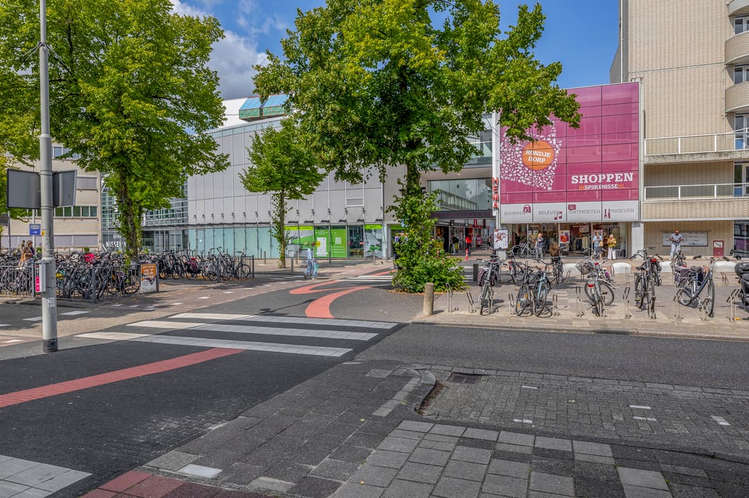 Photo 46 of Raadhuislaan 37