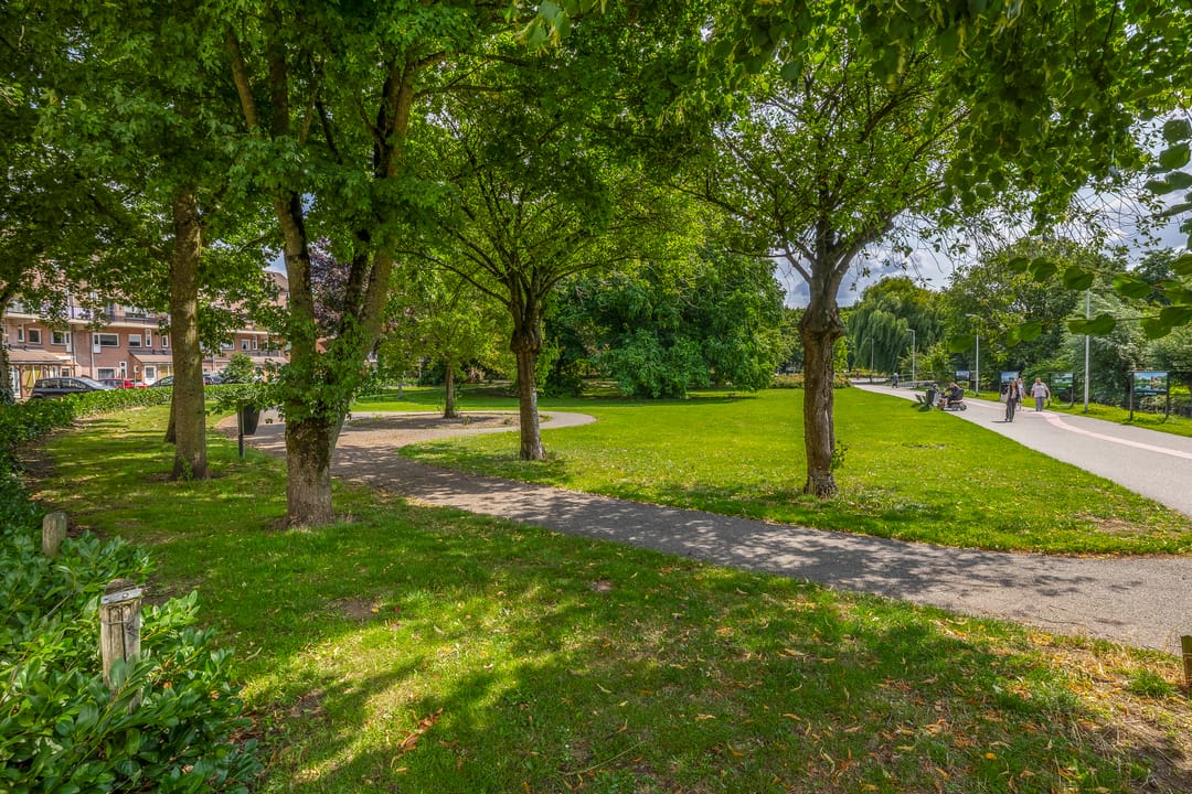 Photo 47 of Raadhuislaan 37