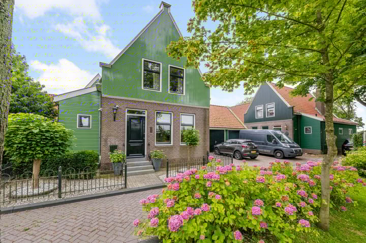 Zuideinde 227 main image