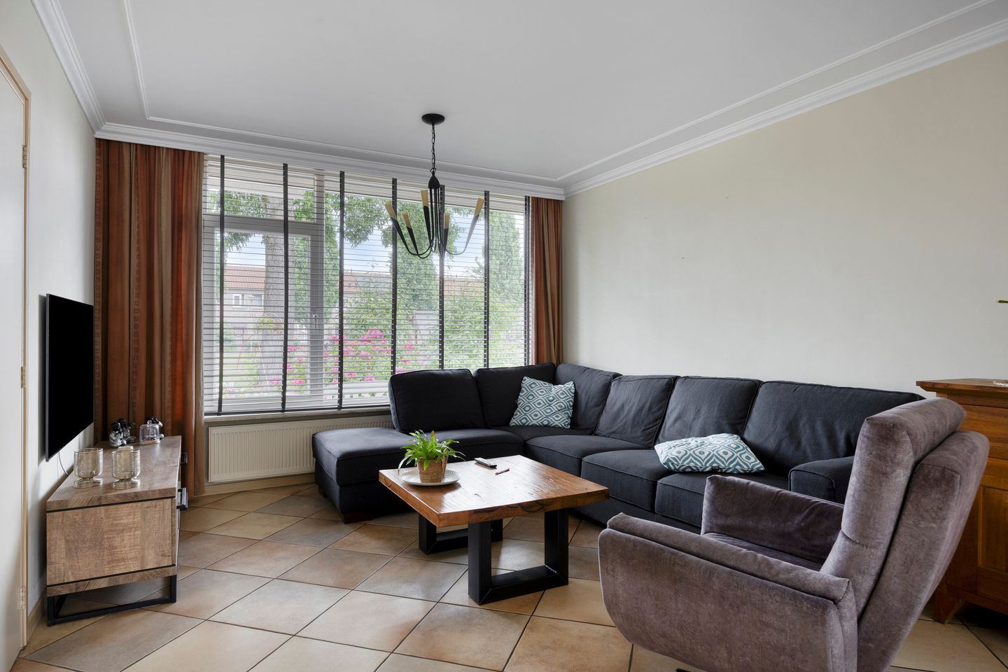 Foto 10 van Meindert Hobbemastraat 10